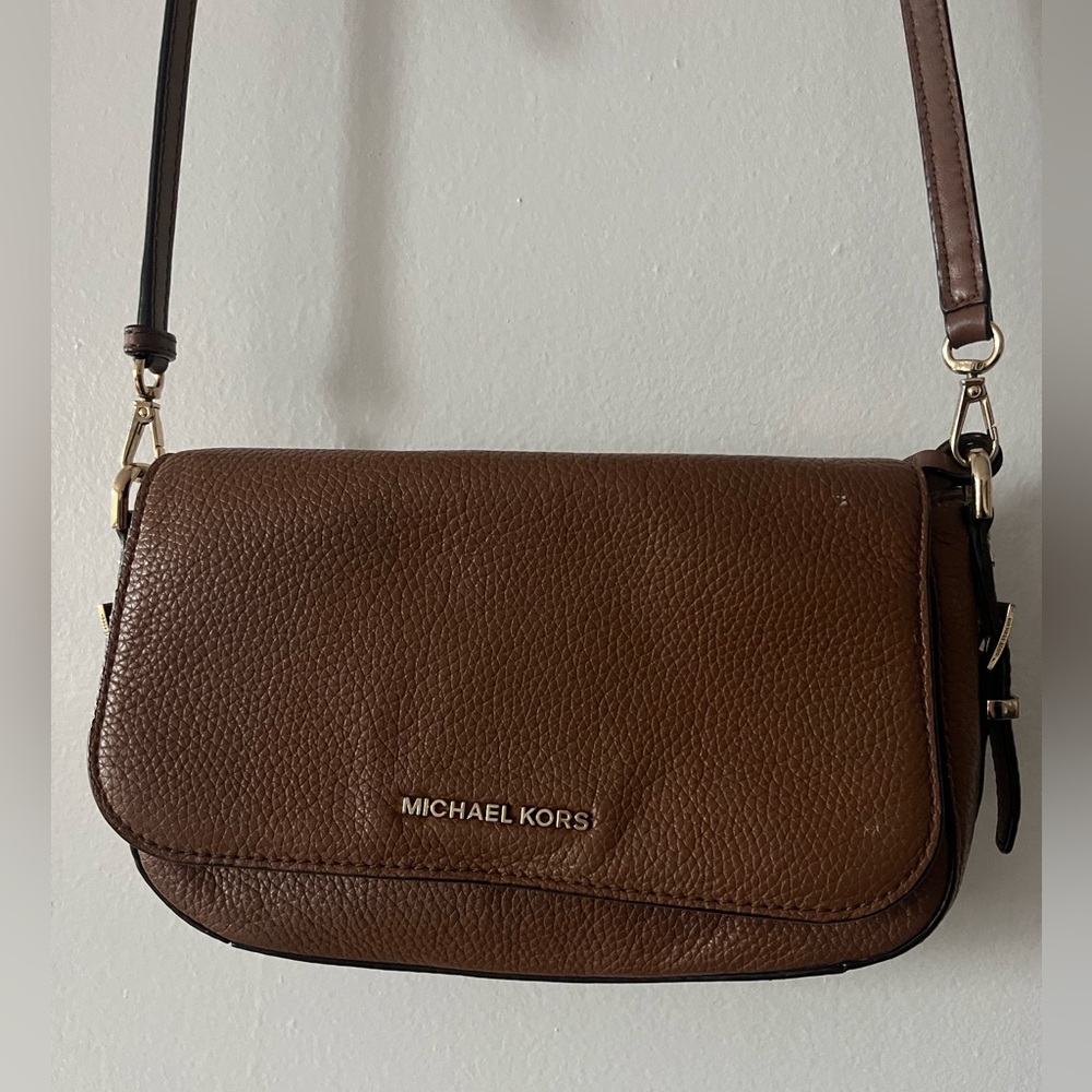 Brown Crossbody Michael Kors purse